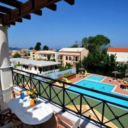 Thinalos Aparthotel Acharavi  Exterior photo